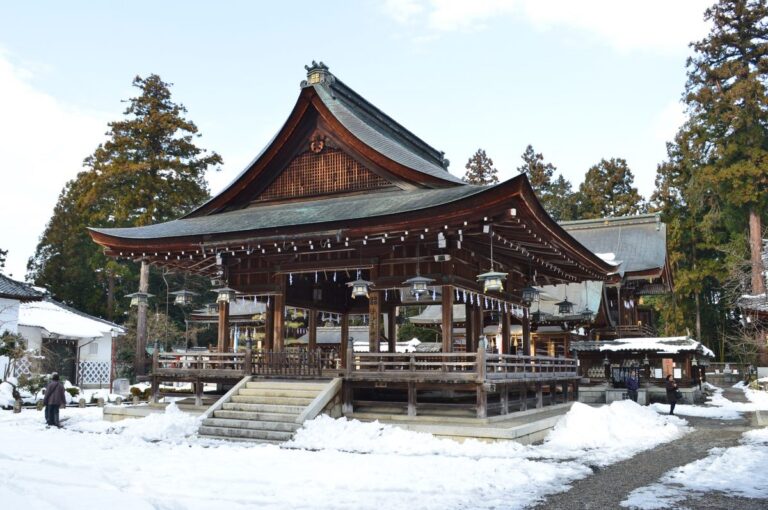 沙沙貴神社