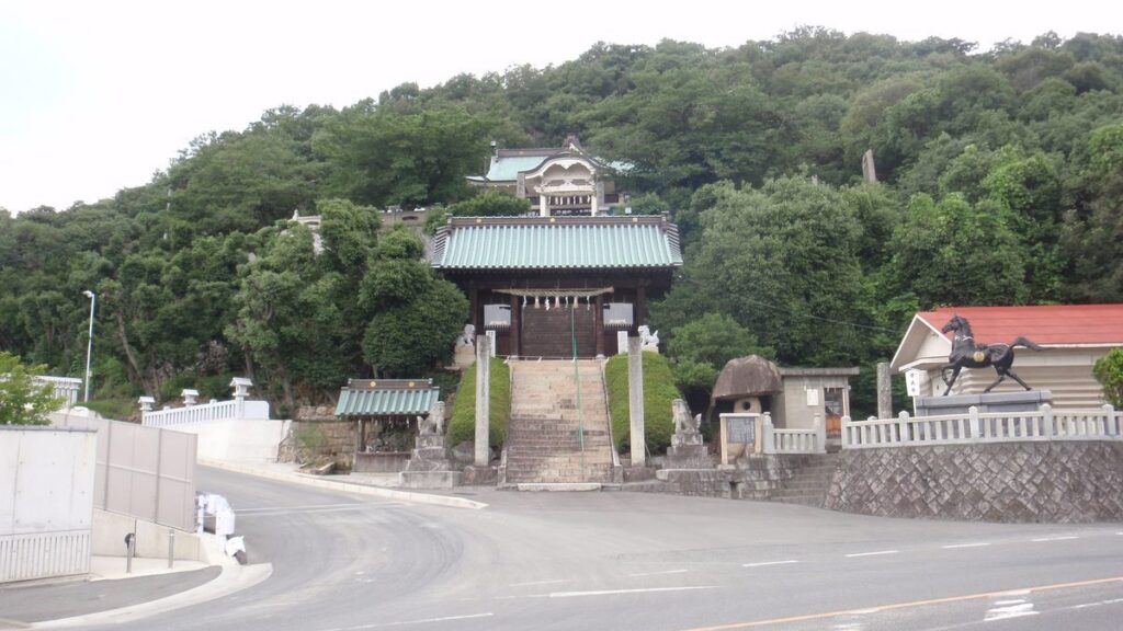 鶴尾神社