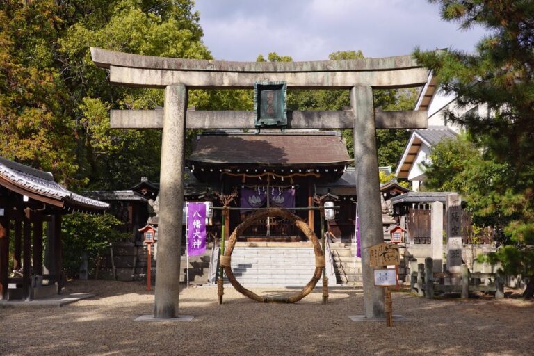 離宮八幡宮