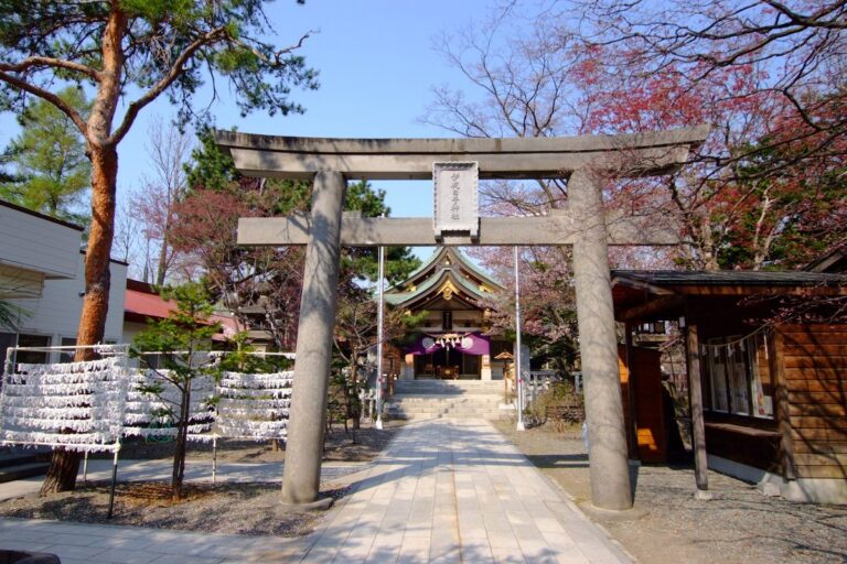伊夜日子神社