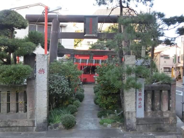 東灌森稲荷神社