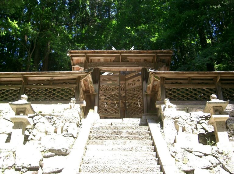 川上神社