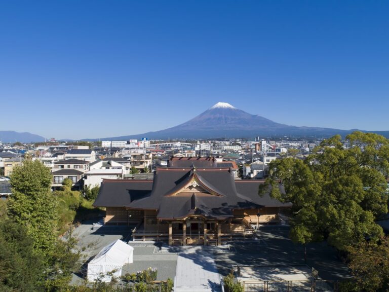 富知六所浅間神社