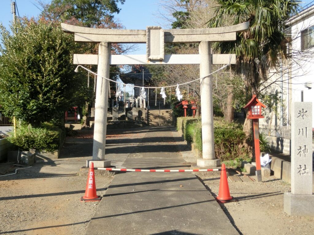 氷川神社（草加市谷塚町）