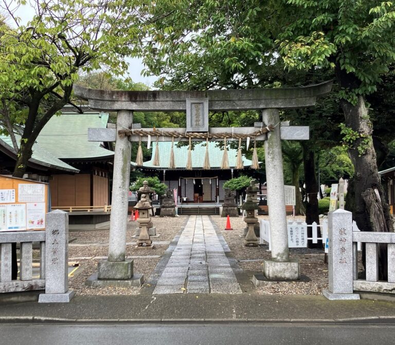 新曽氷川神社