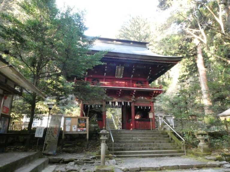 花園神社