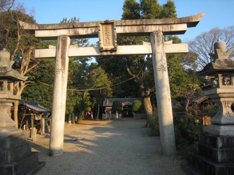 十市御縣座神社