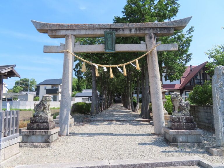 山崎神社（岩出市赤垣内）