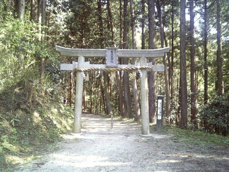 立神社（有田市野）