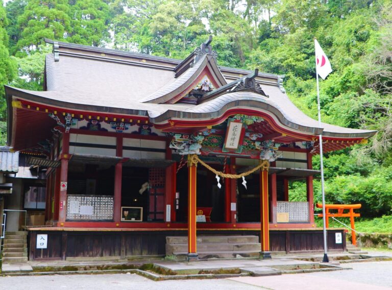 花尾神社（鹿児島市花尾町）